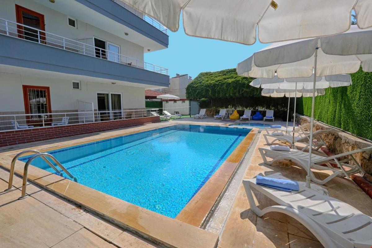 Azak Blue Otel Okurcalar Exterior photo